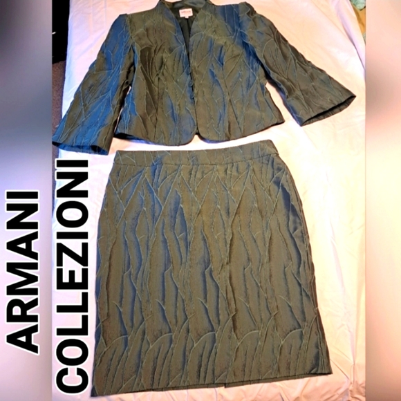 Armani Collezioni Dresses & Skirts - ARMANI COLLEZIONI two piece skirt set size 12 Color green with a bit of black